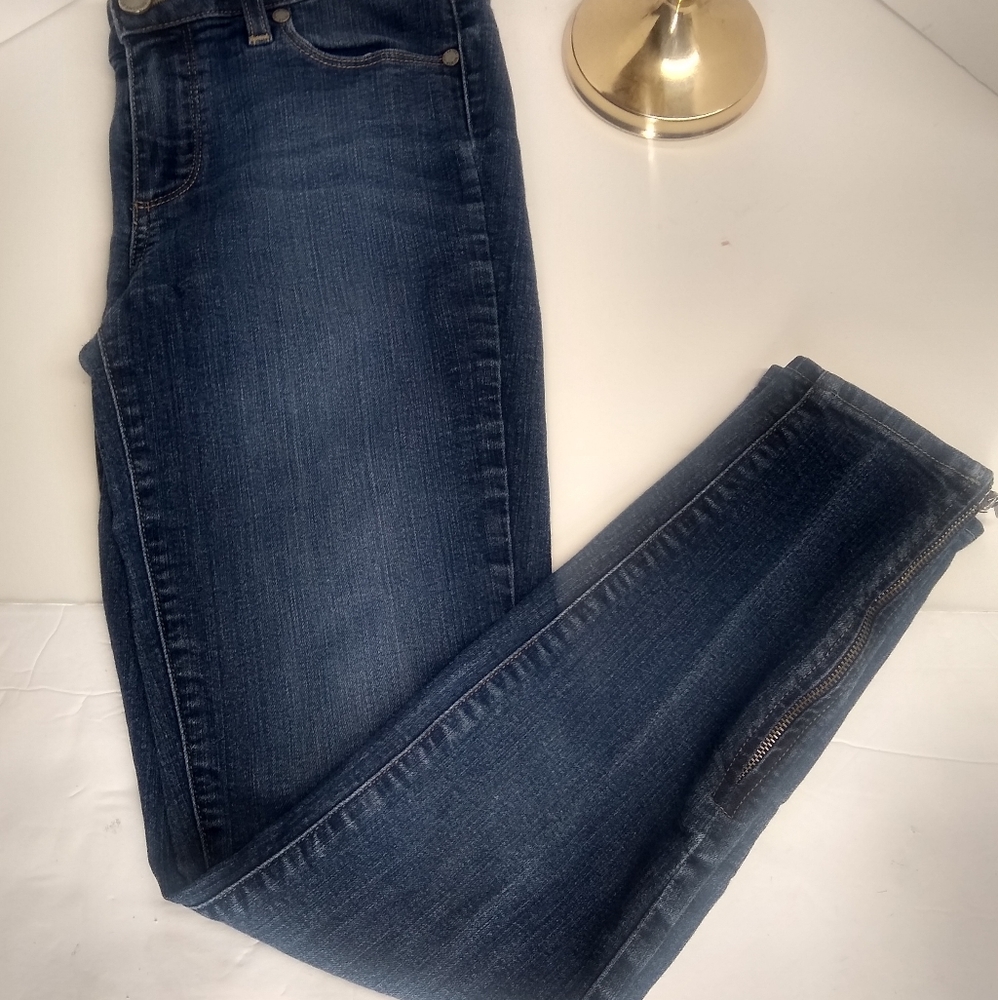 - Paige Verdugo ankle skinny jeans Sz 27